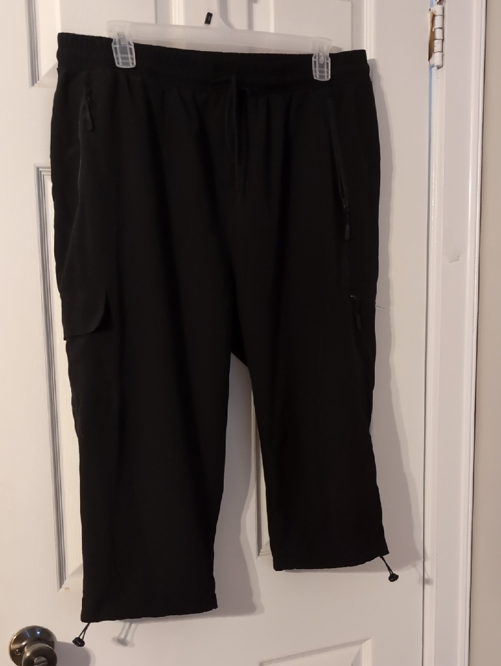 Men's Black Cargo Jogger Pants - Comfortable Drawstring Waist